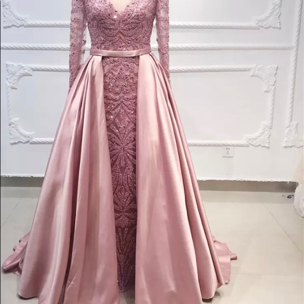 Very nice for weddings or prom